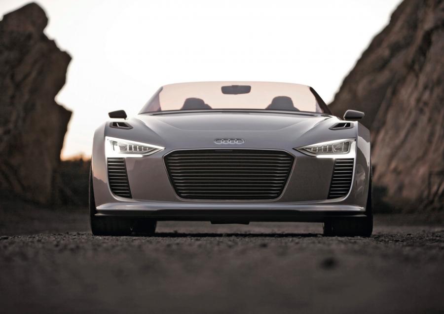  Audi e-Tron Spyder Concept 2010 года  (фото 29 из 105)